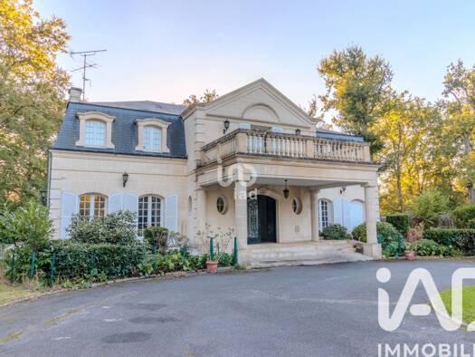 Maison à vendre 1 297 000 € 8 pièces 5 chambres 373 m² 4 800 m² de terrain Ouest Lamorlaye 60260