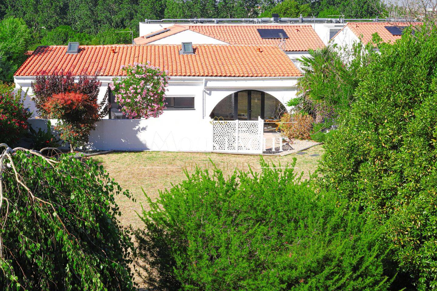 Maison 8 pièces 187 m² · à Vaux-sur-Mer · 187 m² · 1 249 000 €