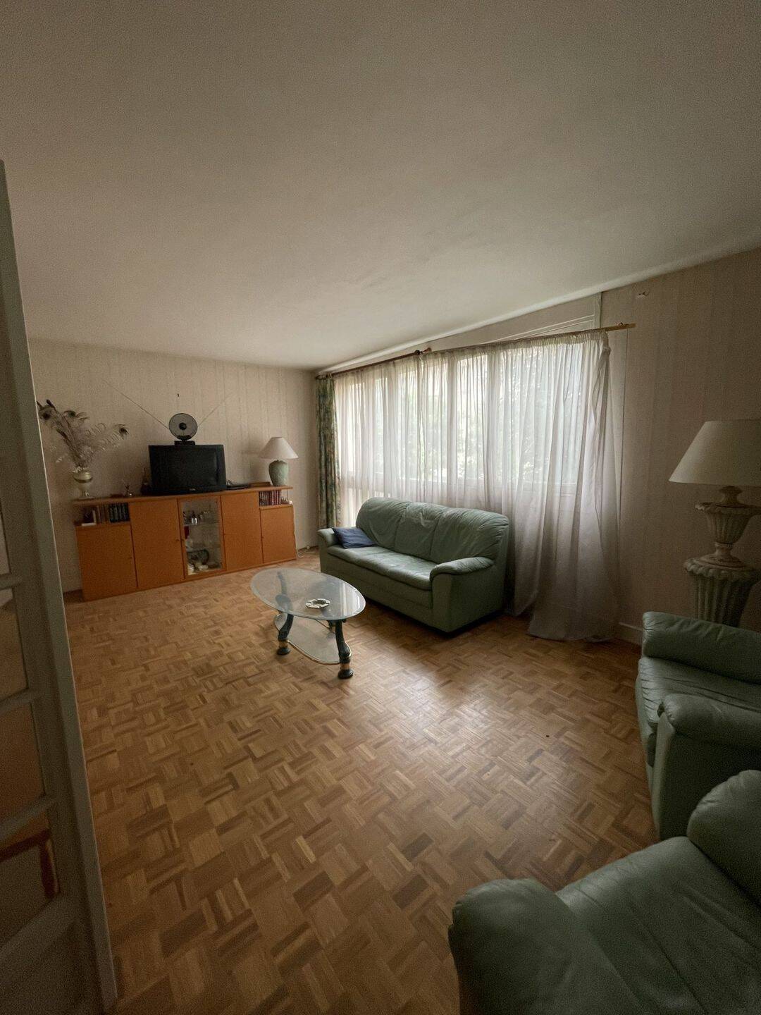 Appartement 3 pièces 69 m² · à Compiègne · 68,7 m² · 110 000 €