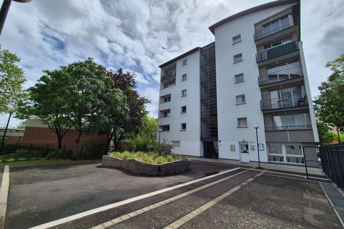 Appartement 4 pièces 65 m² · à Orléans · 65 m² · 122 600 €