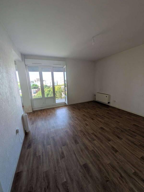 Appartement 3 pièces 70 m² · à Les Noës-près-Troyes · 70 m² · 535 €/mois