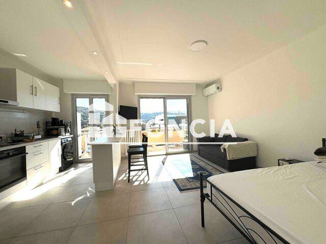 Appartement 1 pièce 35 m² · à Cannes · 35,1 m² · 880 €/mois