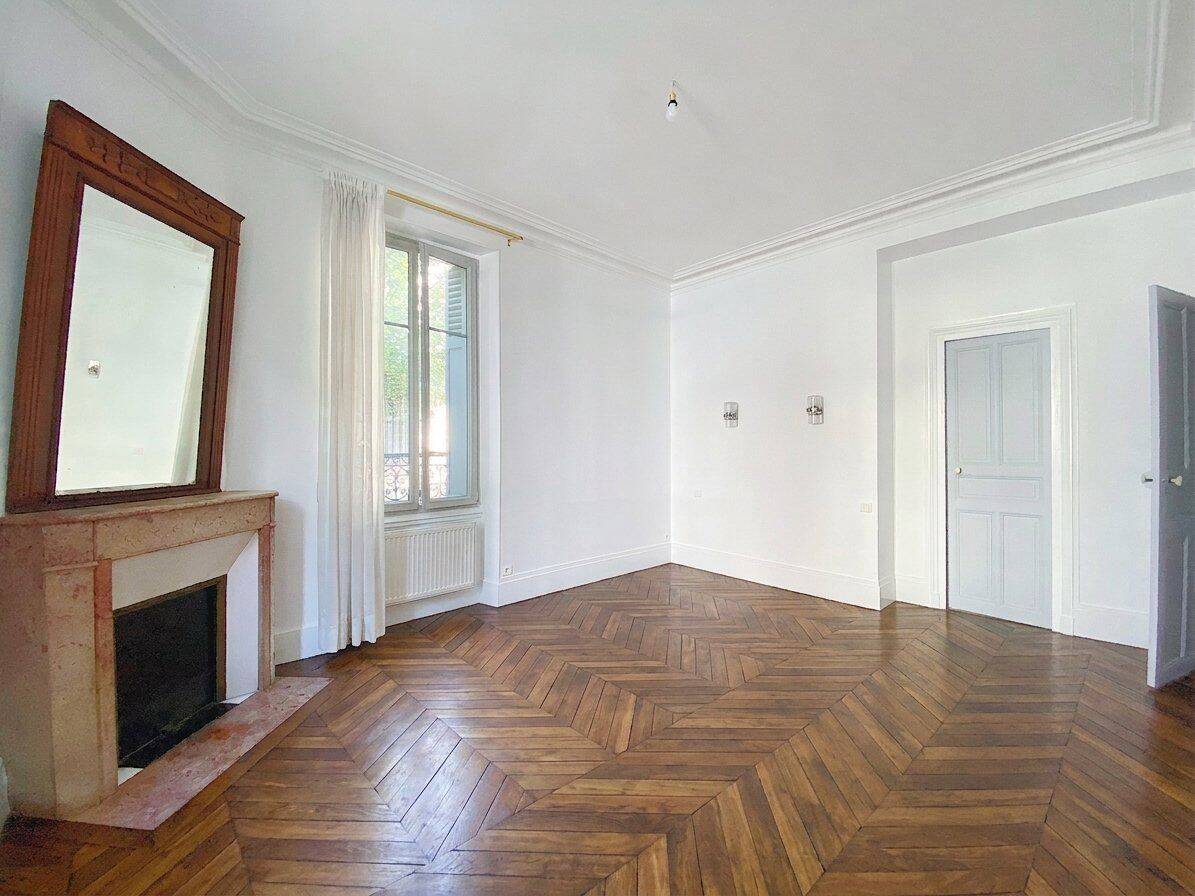 Appartement 3 pièces 68 m² · à Dijon · 68 m² · 875 €/mois