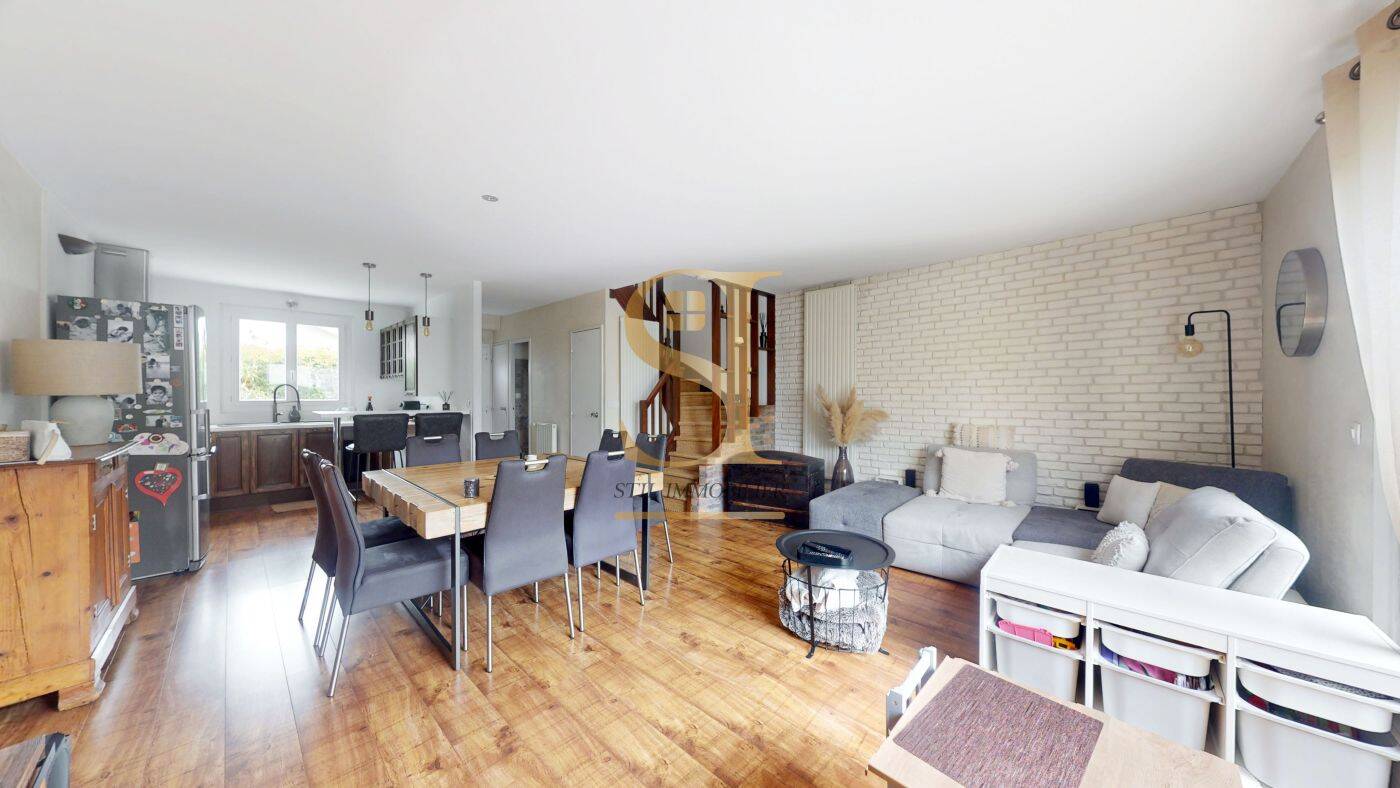 Maison 5 pièces 82 m² · à Saint-Germain-lès-Corbeil · 82 m² · 259 000 €