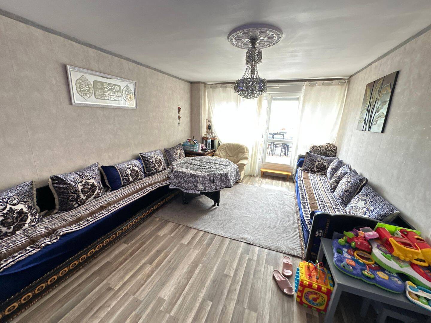Appartement 4 pièces 84 m² · à Évry-Courcouronnes · 83,6 m² · 189 900 €