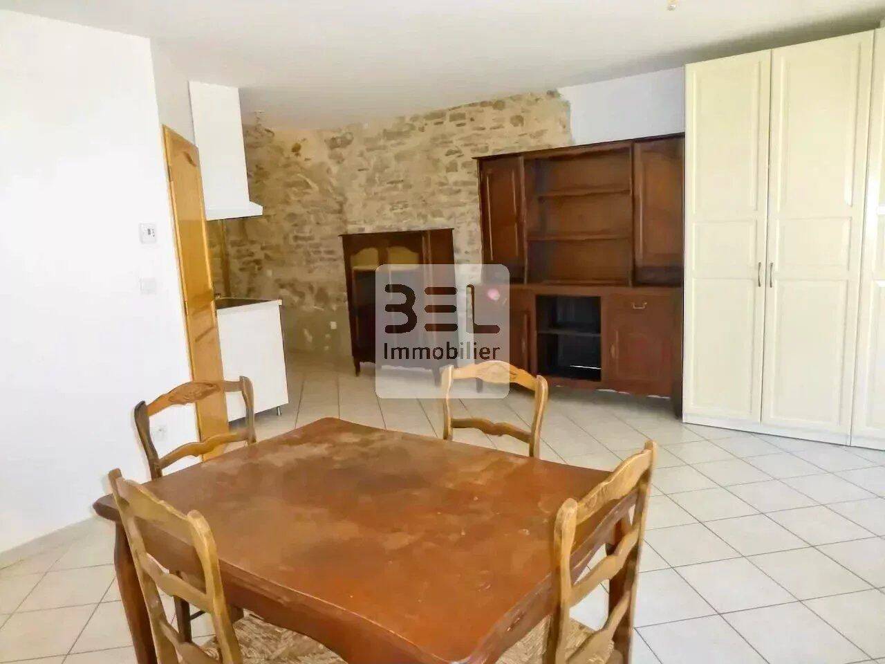 Appartement 1 pièce 38 m² · à Bagnols-sur-Cèze · 37,5 m² · 400 €