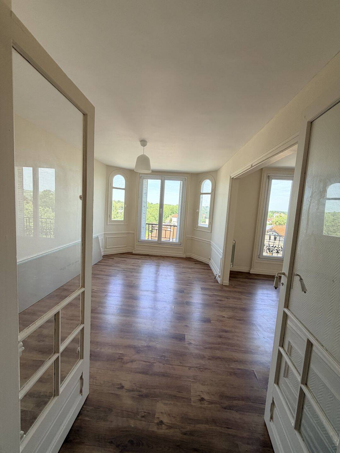 Appartement 2 pièces 57 m² · à Sevran · 56,6 m² · 890 €