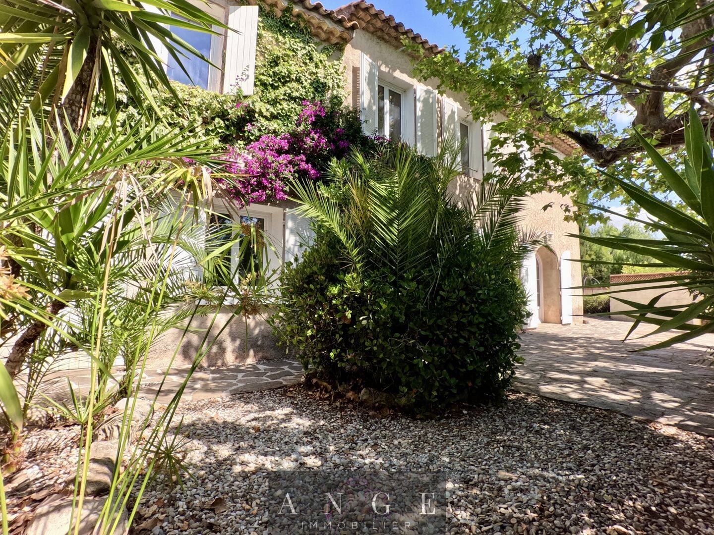 Maison 6 pièces 150 m² · à La Farlède · 150 m² · 585 000 €