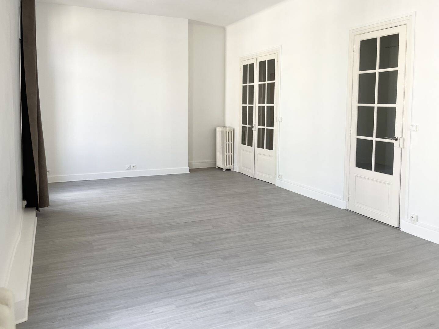 Appartement 5 pièces 111 m² · à Reims · 110,7 m² · 1 111 €
