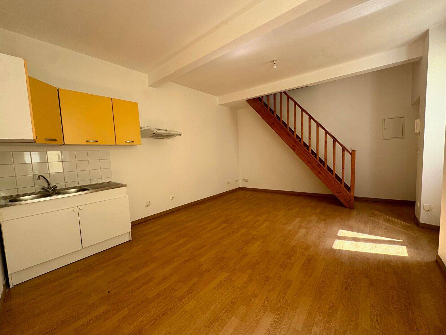 Appartement 2 pièces 37 m² · à Nîmes · 37 m² · 490 €