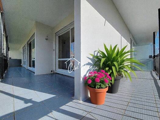 Appartement à vendre 163 000 € 2 pièces 1 chambre 49 m² Étage 2/3 Majolan Blanquefort 33290