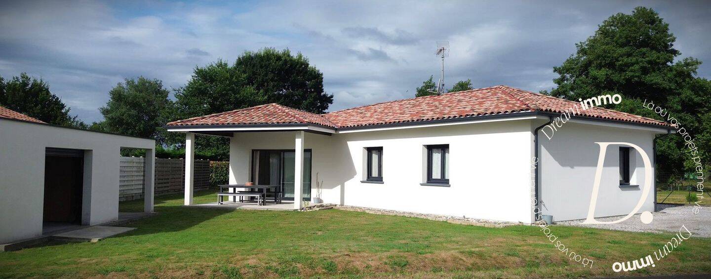Maison 4 pièces 110 m² · à Saint-Vincent-de-Paul · 110 m² · 359 000 €