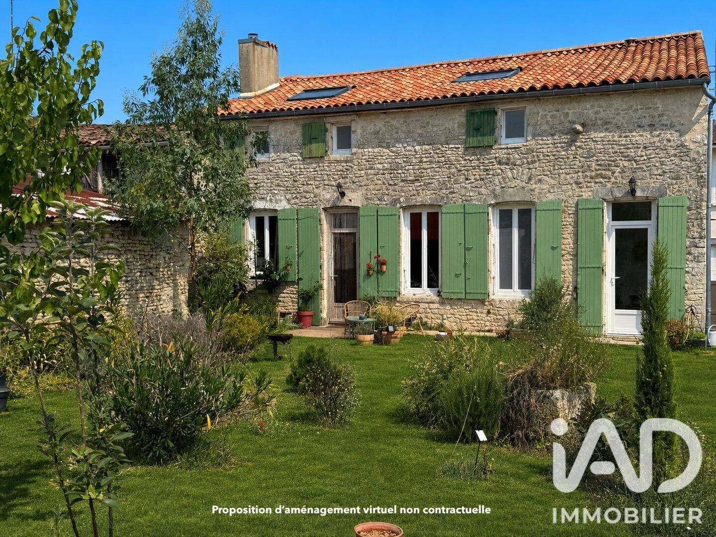 Maison 4 pièces 99 m² · à Thairé · 99 m² · 297 000 €