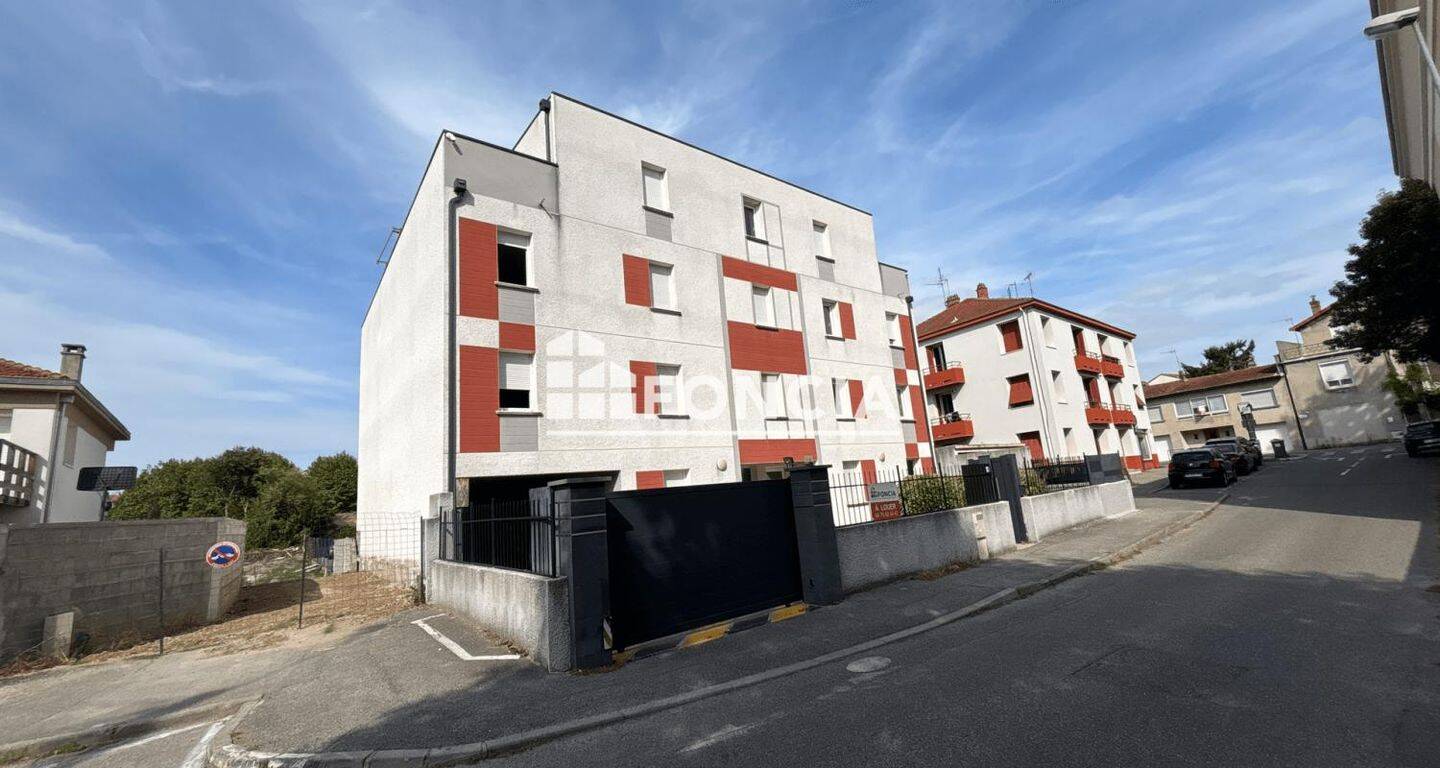 Appartement 1 pièce 17 m² · à Valence · 17,2 m² · 390 €/mois