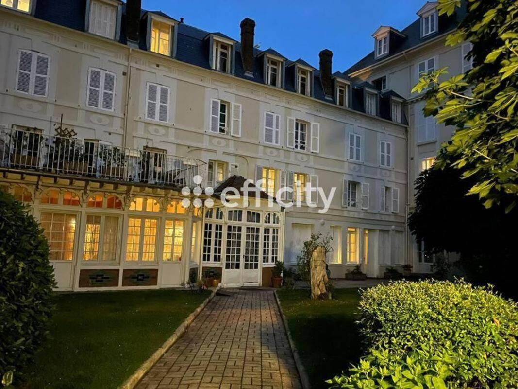 Appartement 2 pièces 32 m² · à Trouville-sur-Mer · 32,3 m² · 230 000 €