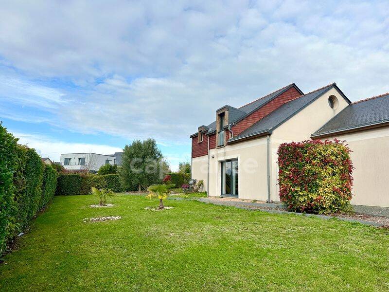 Maison 7 pièces 140 m² · à Doué-en-Anjou · 140 m² · 278 000 €
