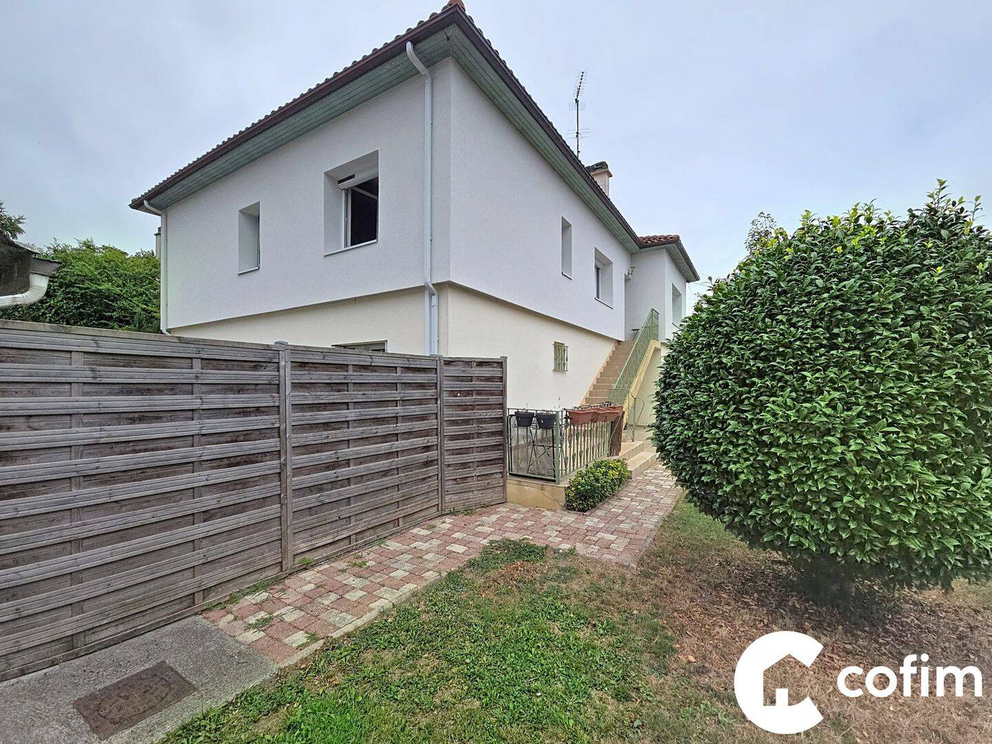 Appartement 5 pièces 111 m² · à Lons · 111,3 m² · 224 500 €