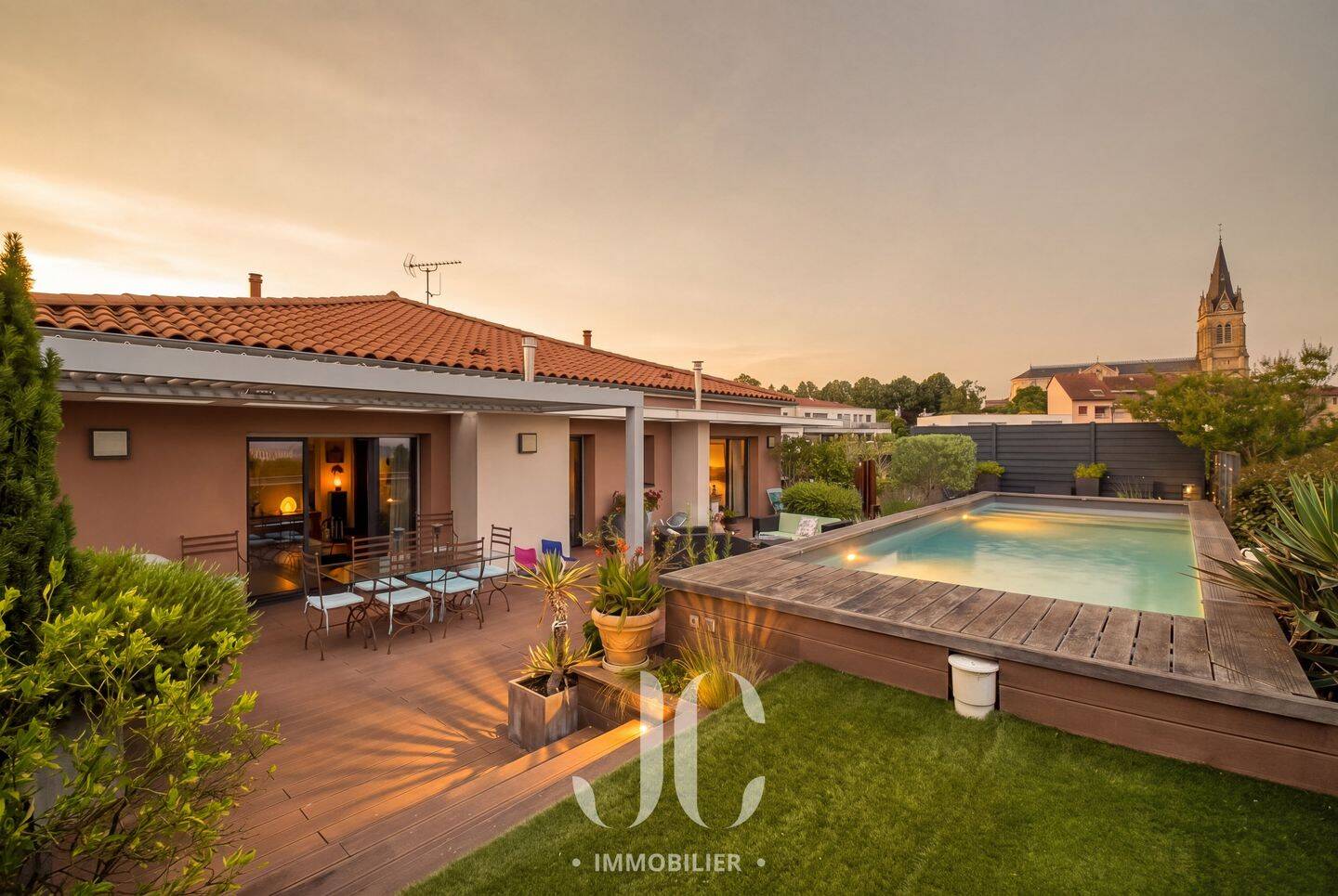Appartement 4 pièces 174 m² · à Saint-Didier-au-Mont-d'Or · 174 m² · 1 650 000 €