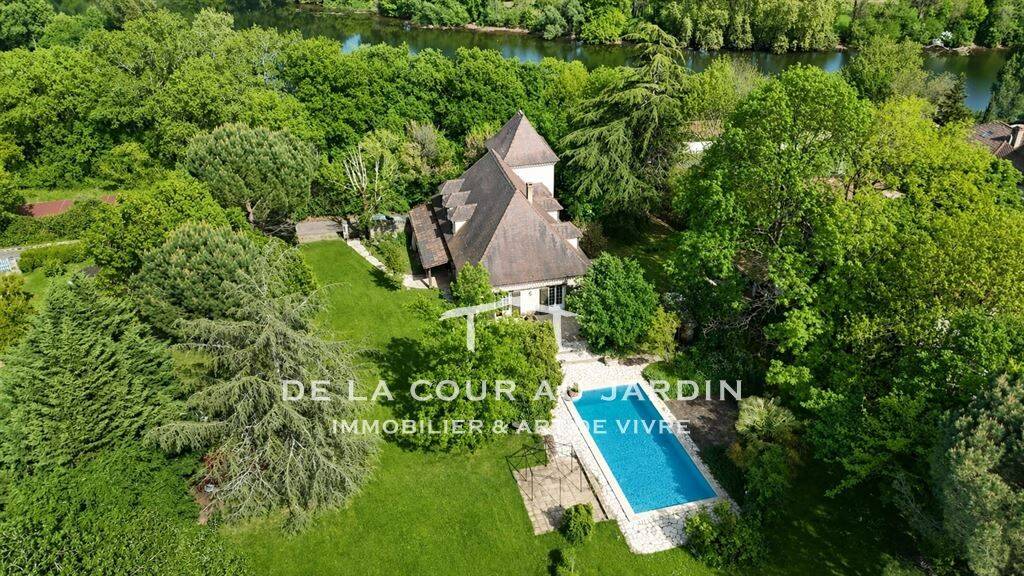 Maison 7 pièces 276 m² · à Cahors · 276 m² · 422 520 €