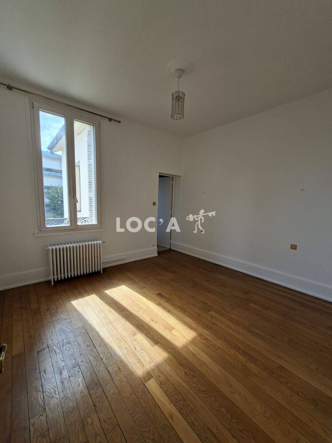 Location Maison 98 m² à Dijon 1 150 ¤ CC /mois — 8