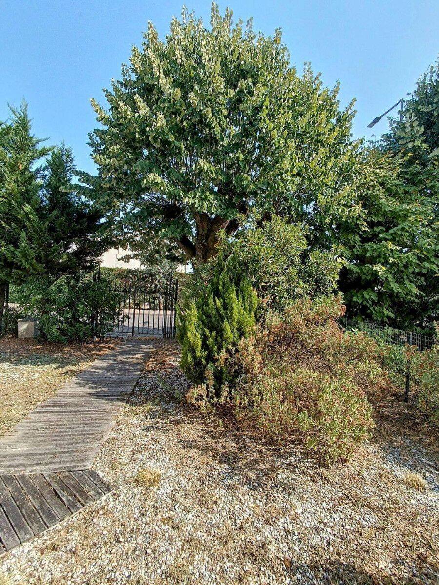 Maison 2 pièces 46 m² · à Blanquefort · 46 m² · 900 €/mois