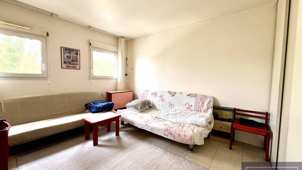 Appartement à louer 550 € 1 pièce 21,4 m² Étage 3/3 Celleneuve Montpellier 34080