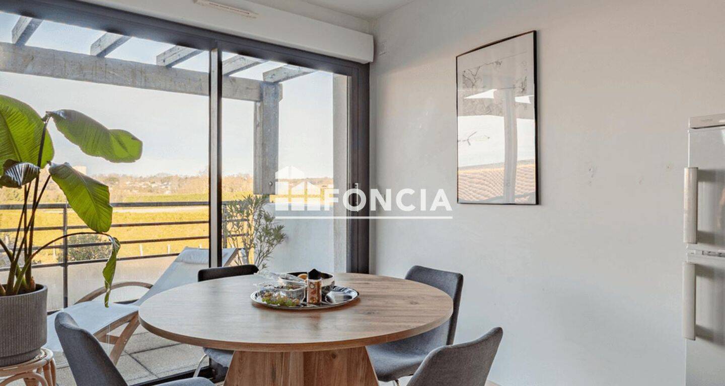 Appartement 2 pièces 57 m² · à Bayonne · 57,3 m² · 220 320 €