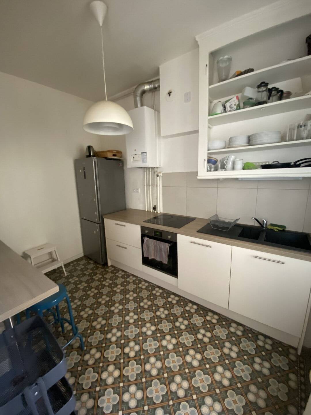 Appartement 2 pièces 40 m² · à Lyon 7ème Arrondissement · 40 m² · 200 €