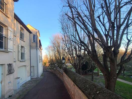 Maison de ville à louer 1 995 € 2 pièces 1 chambre 60 m² Victor Hugo Bezons Carrières-sur-Seine 78420