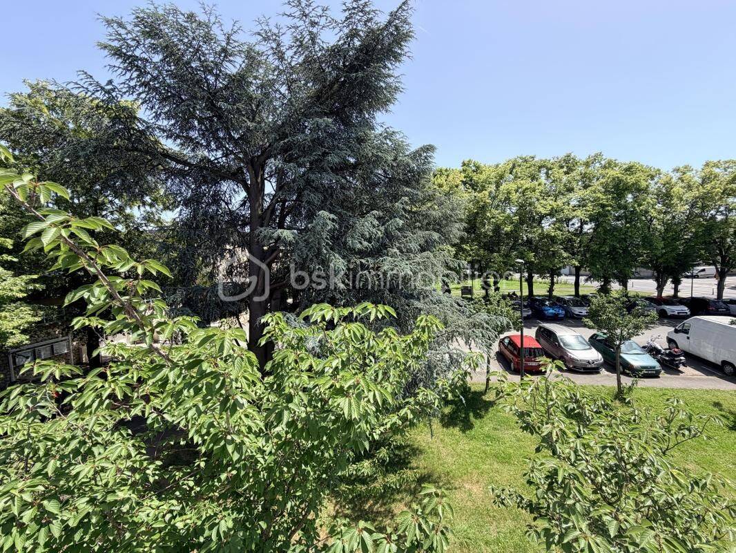 Appartement 6 pièces 84 m² · à Tours · 84,4 m² · 170 000 €