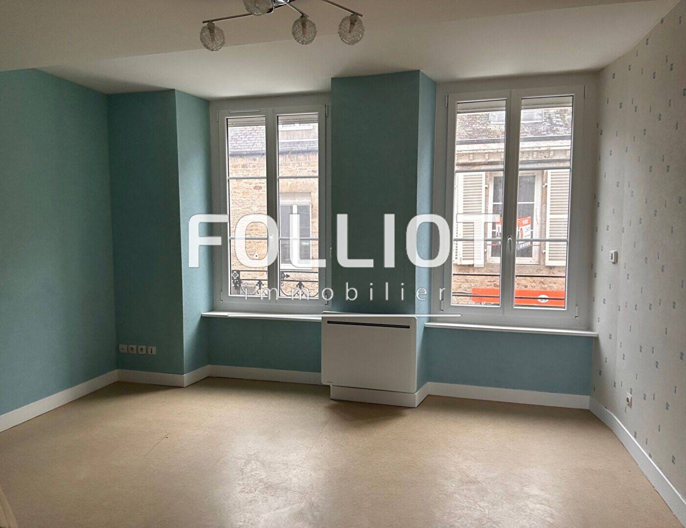 Appartement 1 pièce 26 m² · à Avranches · 26 m² · 350 €
