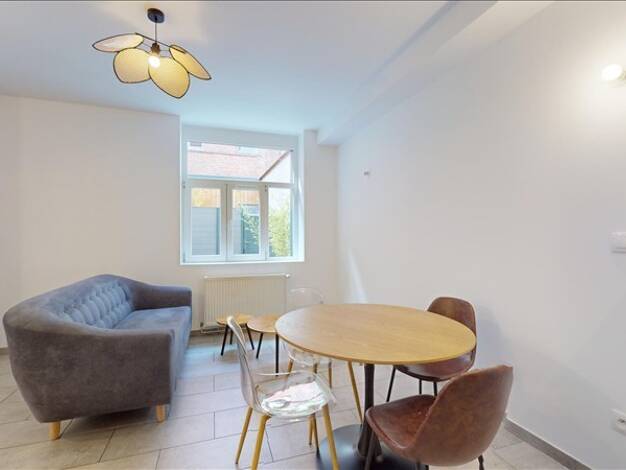 Triplex à louer 1 131 € 3 pièces 2 chambres 67 m² RDC Moulins Lille 59000