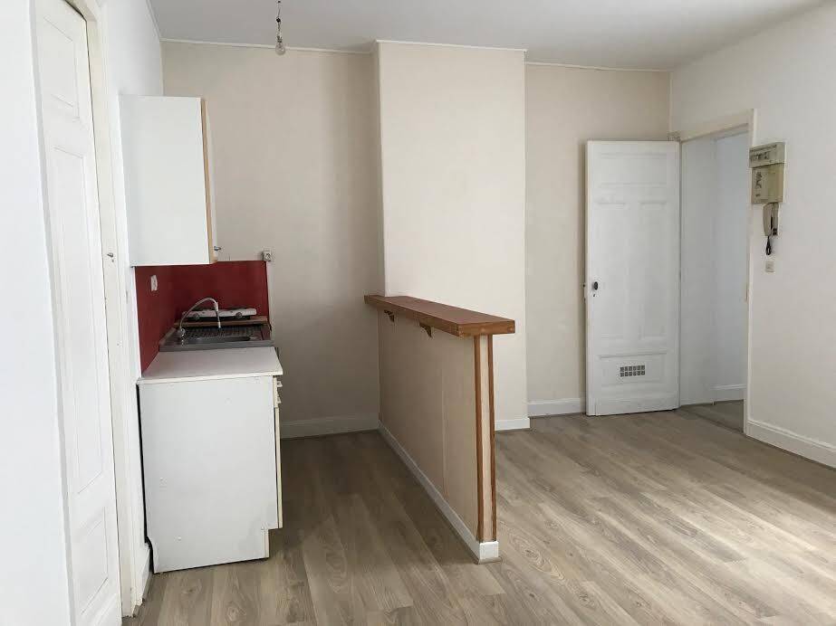 Appartement 1 pièce 29 m² · à Lille · 29,3 m² · 535 €