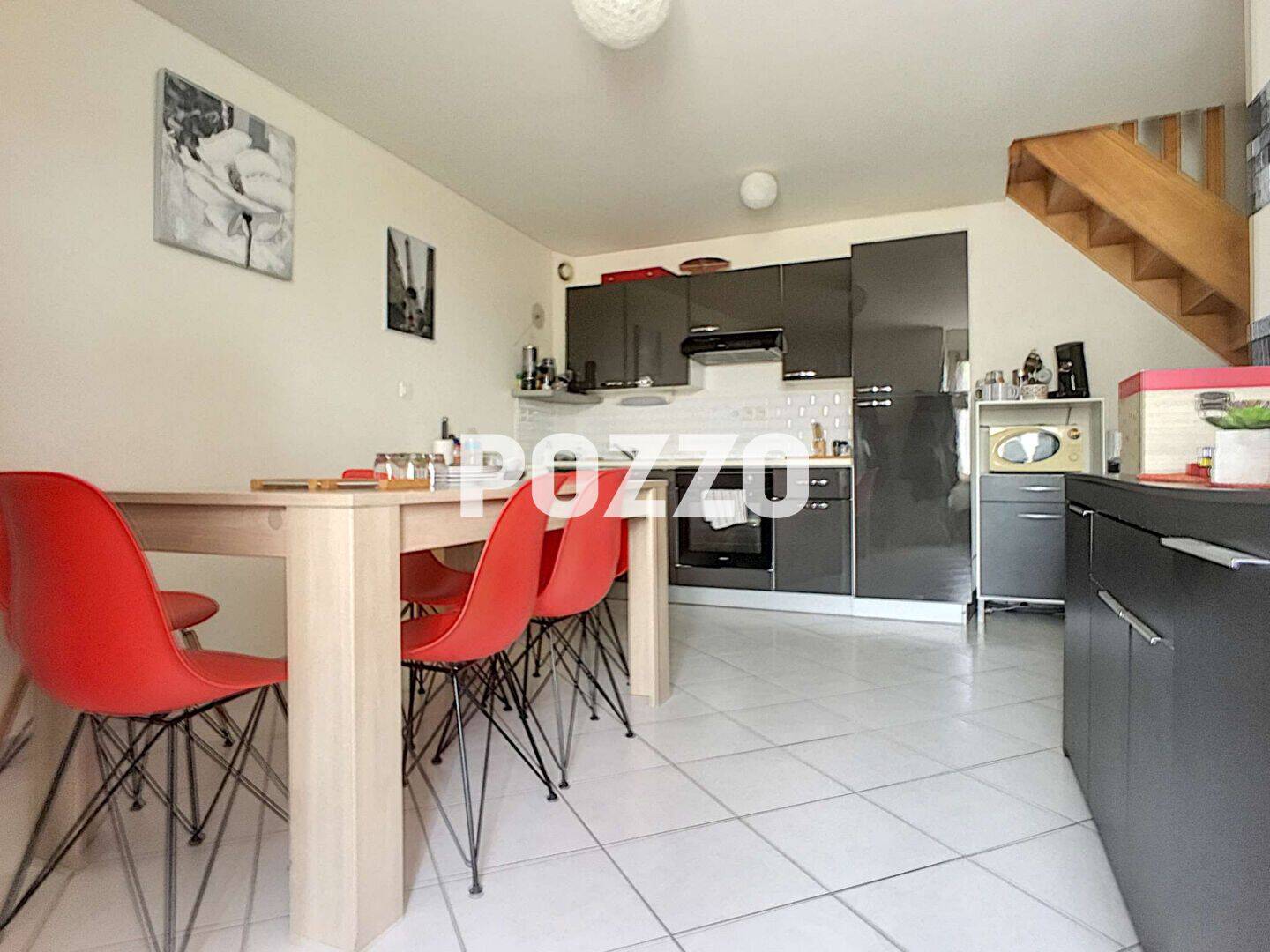 Appartement 4 pièces 77 m² · à Fleury · 77,3 m² · 500 €/mois