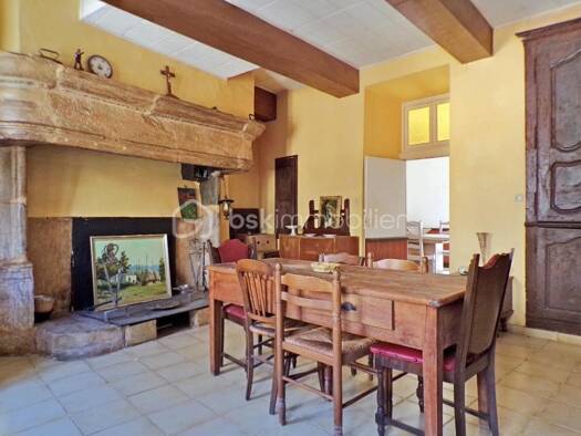 Immeuble à vendre 199 900 € 325 m² Saint-Pons-de-Thomières 34220