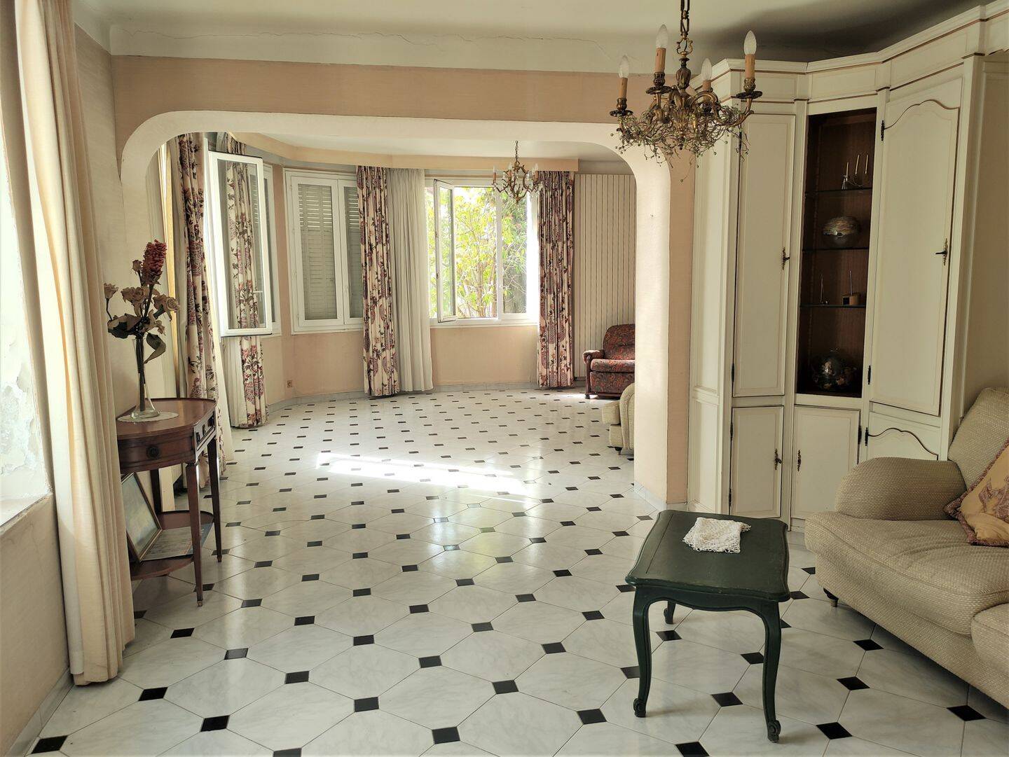 Maison 12 pièces 350 m² · à Manosque · 350 m² · 1 039 000 €