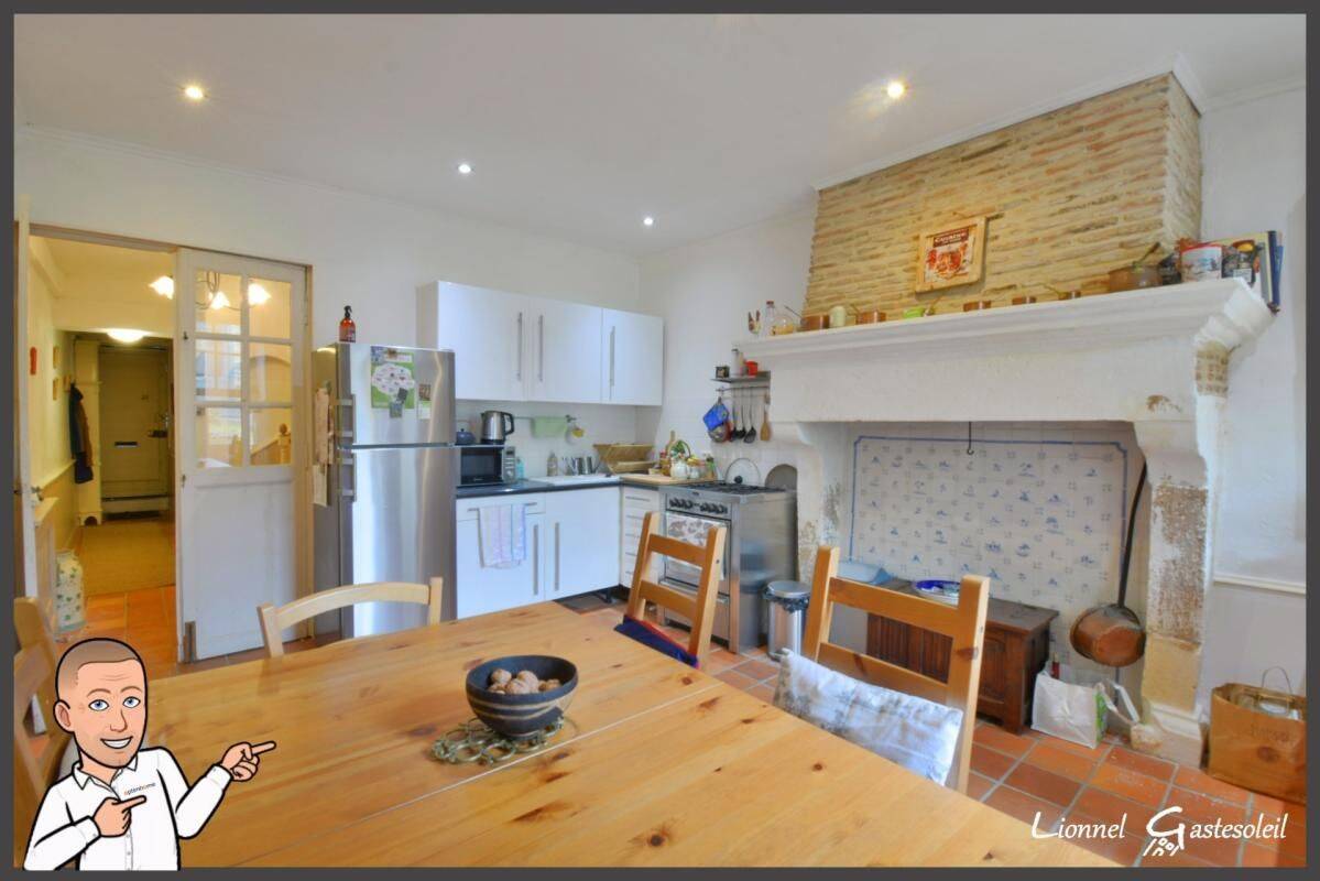 Maison 6 pièces 128 m² · à Sainte-Foy-la-Grande · 128 m² · 137 000 €