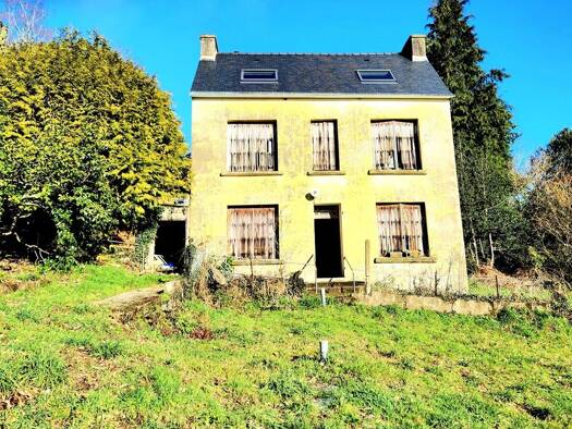 Maison à vendre 99 990 € 3 pièces 2 chambres 85 m² 4 970 m² de terrain Lanvénégen 56320