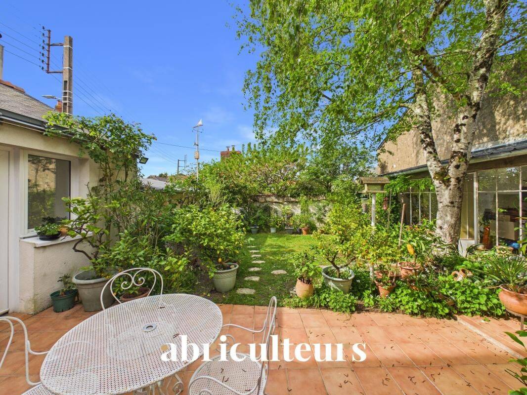 Maison 8 pièces 179 m² · à Nantes · 179 m² · 667 950 €
