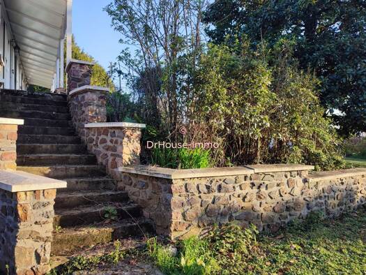 Maison de plain-pied à vendre 399 000 € 6 pièces 4 chambres 148 m² 4 060 m² de terrain Route de Port Bayeux 14400