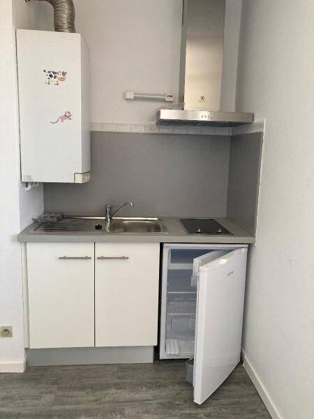 Appartement 1 pièce 16 m² · à Le Pont-de-Claix · 15,7 m² · 347 €