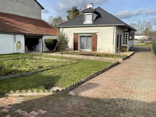 Maison à vendre 315 000 € 5 pièces 4 chambres 120 m² 1 820 m² de terrain Bellerive-sur-Allier 03700