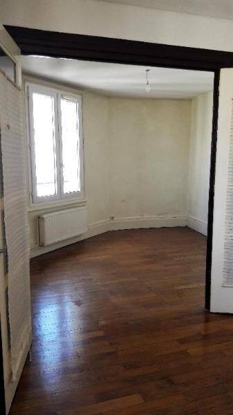 Appartement 3 pièces 48 m² · à Lyon 7ème Arrondissement · 48 m² · 857 €