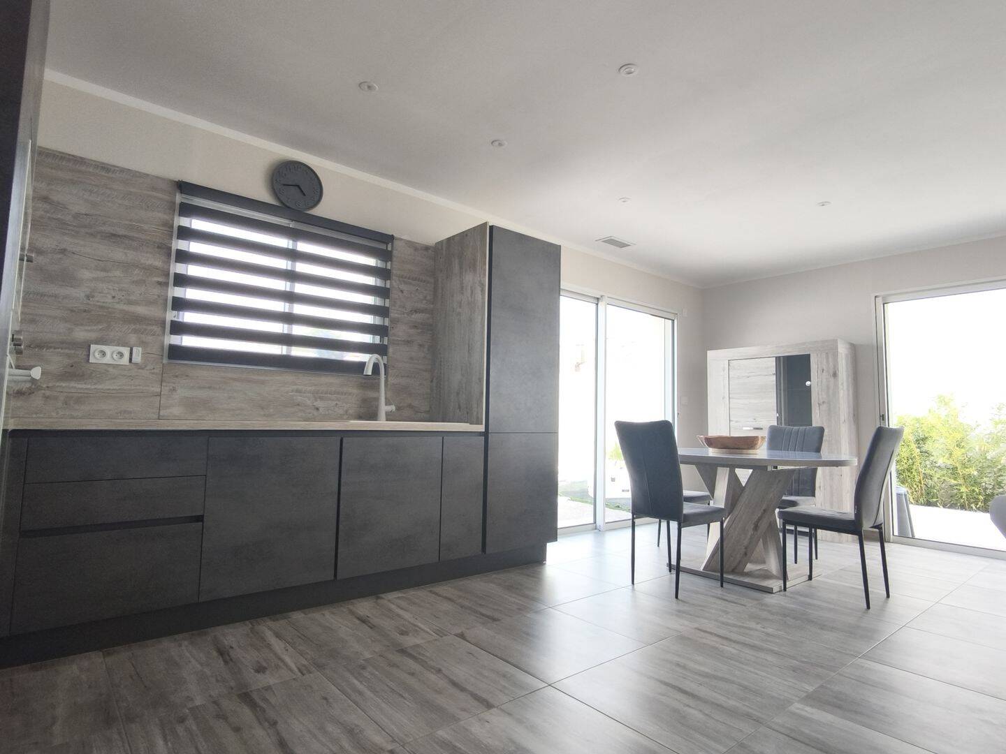 Maison 3 pièces 85 m² · à Villeveyrac · 85 m² · 360 000 €
