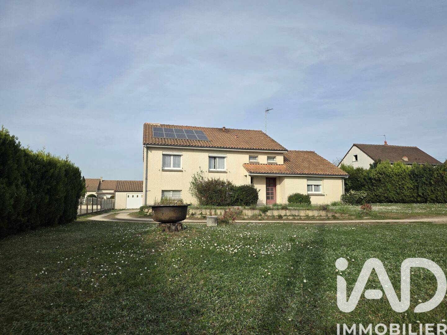 Maison 5 pièces 149 m² · à Châtellerault · 149,2 m² · 209 000 €