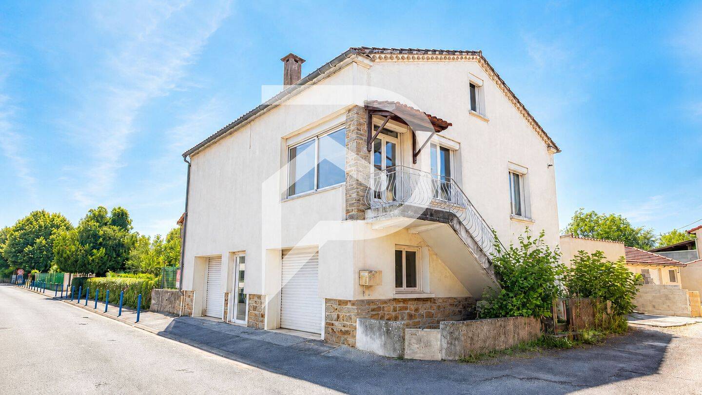 Maison 7 pièces 143 m² · à Valdurenque · 143 m² · 129 000 €