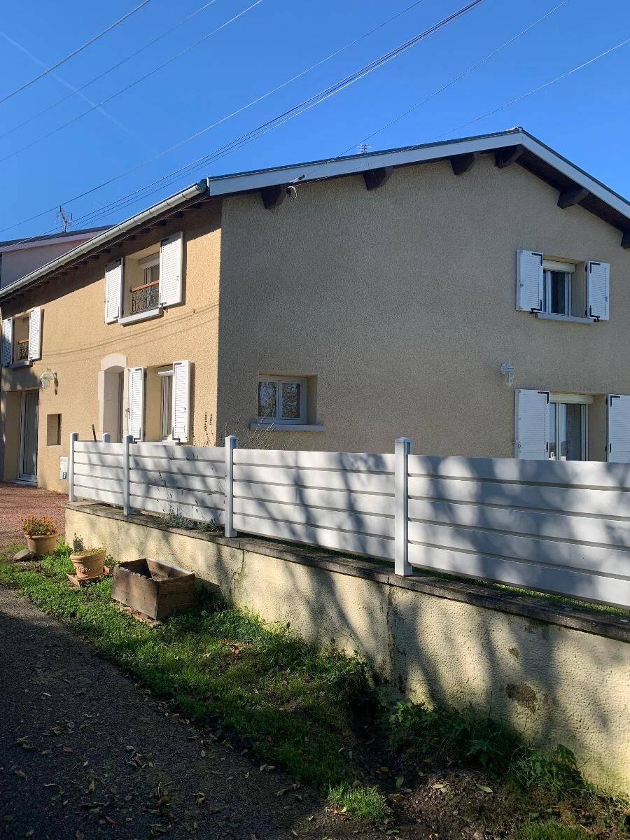 Maison 4 pièces 132 m² · à Saint-Just-Saint-Rambert · 132 m² · 900 €/mois