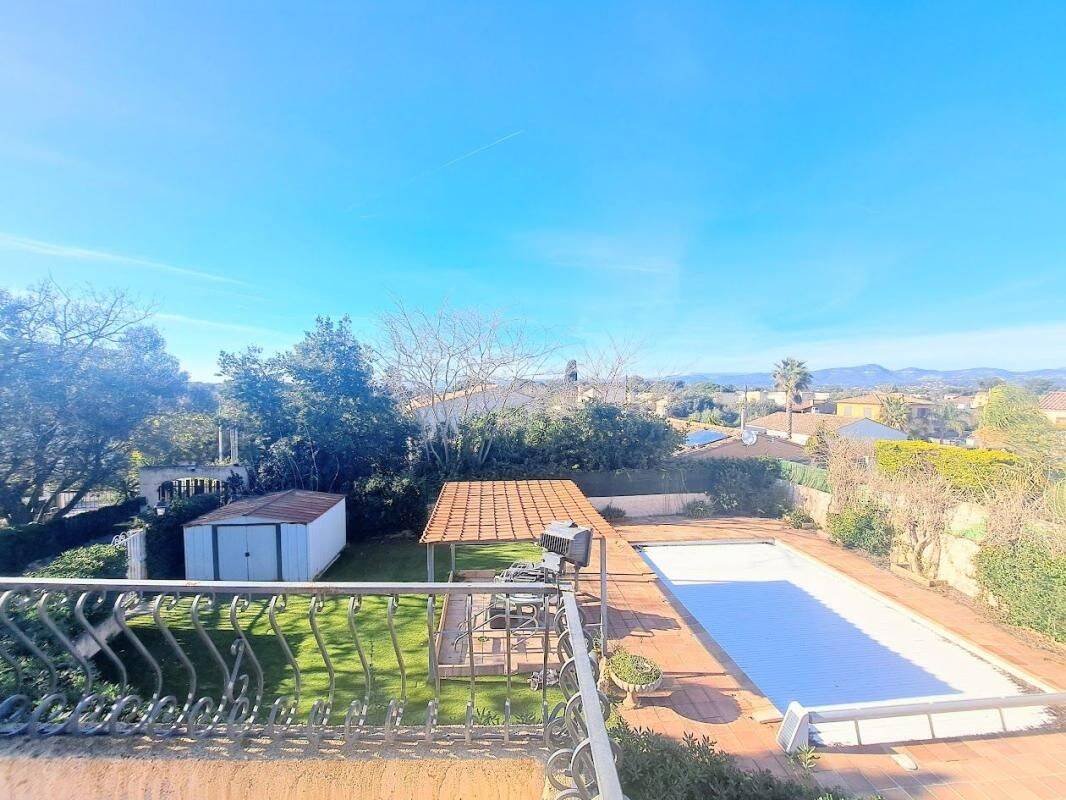 Maison 6 pièces 170 m² · à Six-Fours-les-Plages · 170 m² · 885 000 €