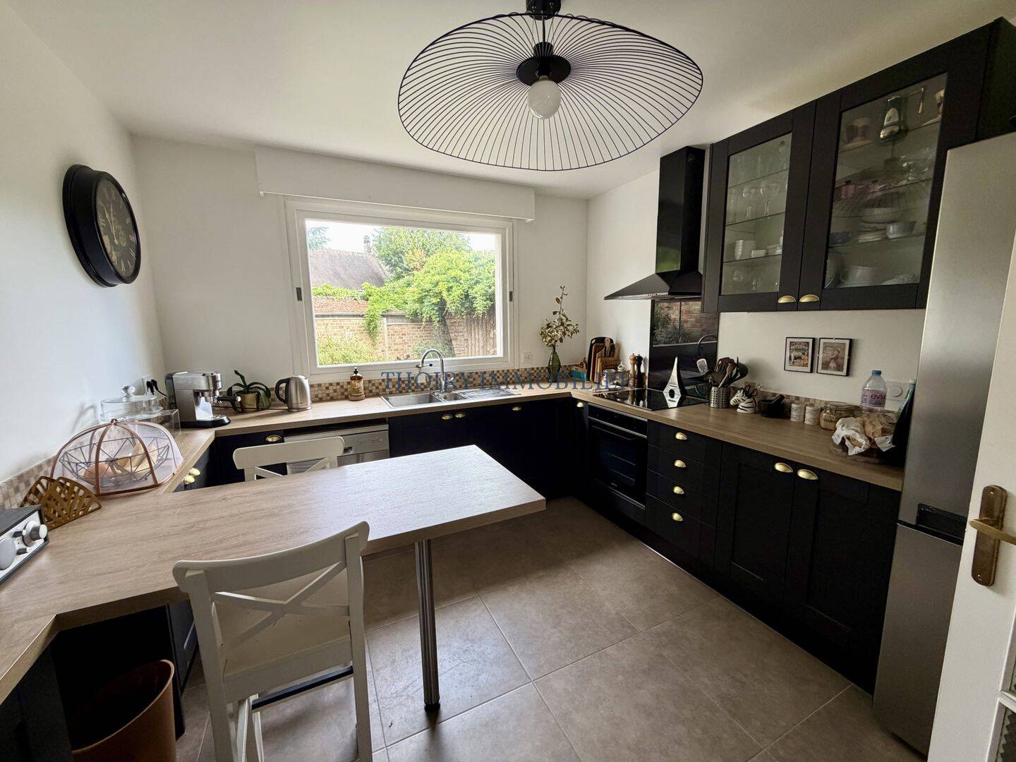 Maison 6 pièces 220 m² · à Thoiry · 220 m² · 495 000 €
