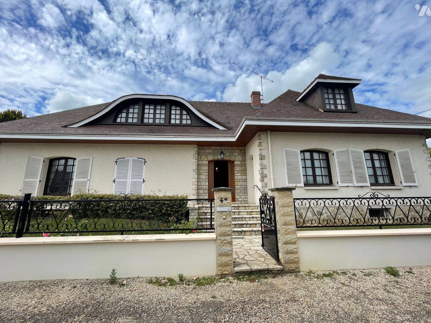 Maison 5 pièces 205 m² · à Pithiviers · 205 m² · 265 000 €